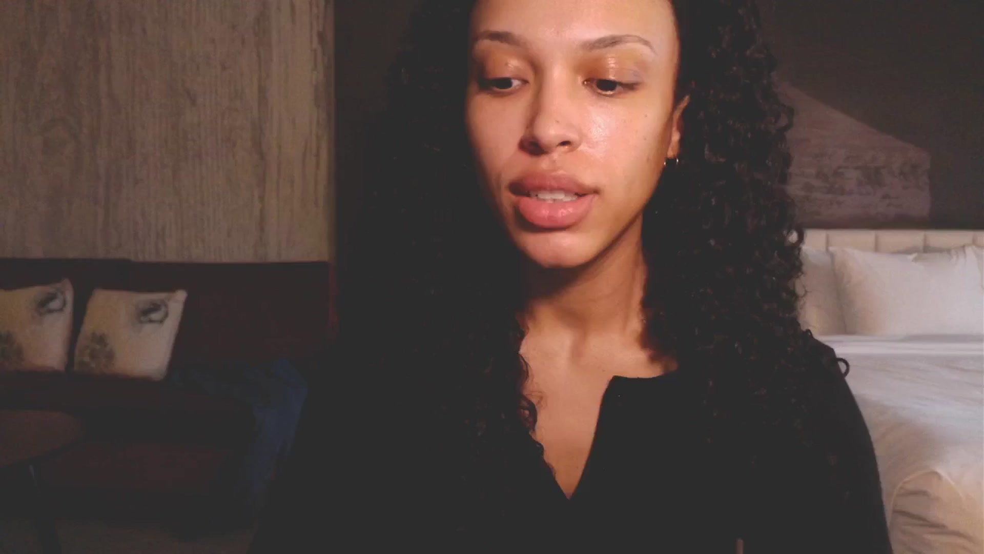 Gallery image thumbnail from Mystywaterz's myfreecams stream on, 03/09/2026, 24:00 image 7 of 20