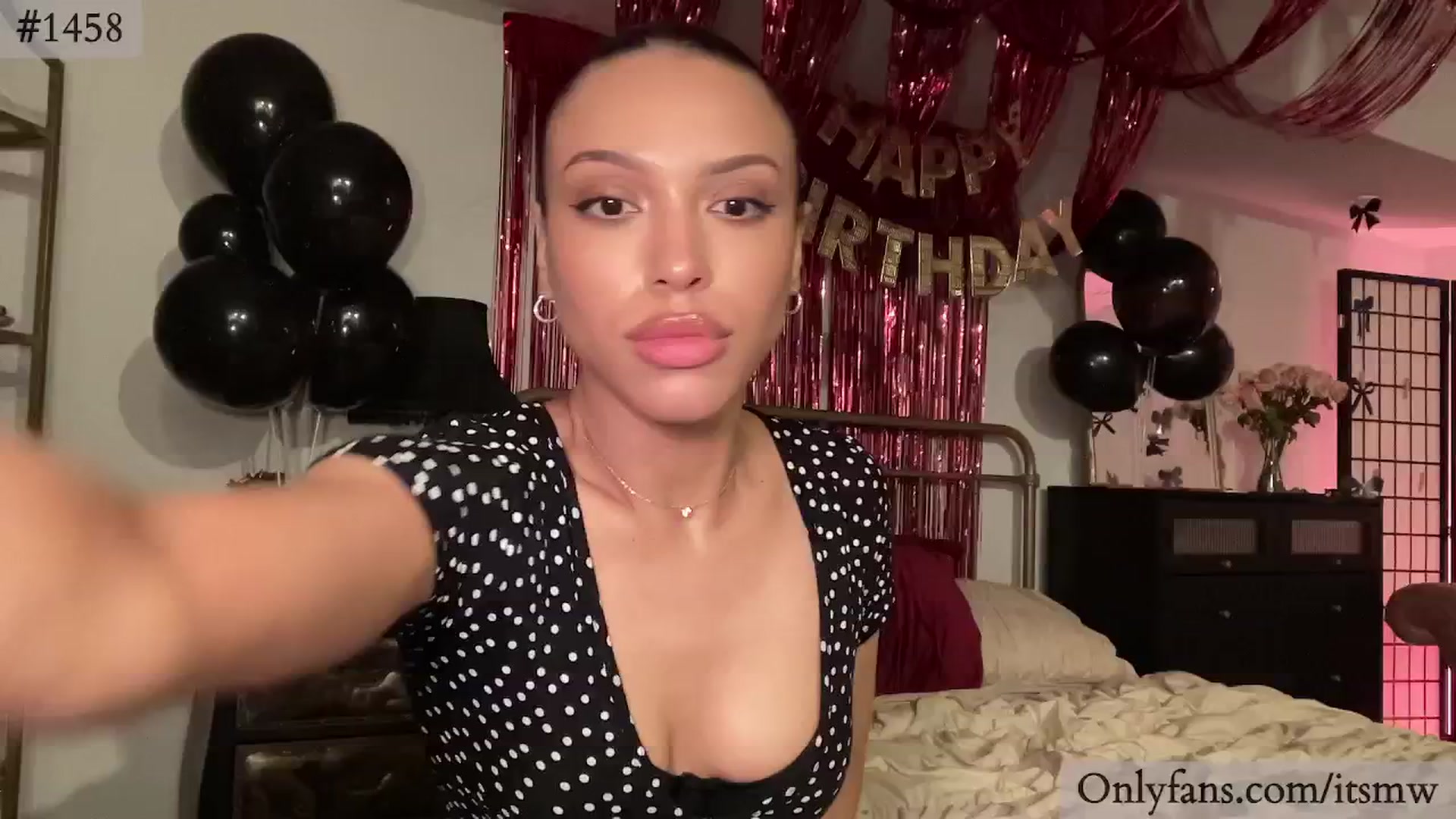 Gallery image thumbnail from Mystywaterz's myfreecams stream on, 03/12/2026, 02:44 image 1 of 20