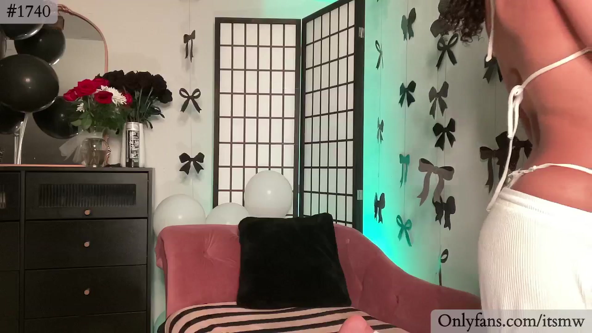 Gallery image thumbnail from Mystywaterz's myfreecams stream on, 03/17/2026, 23:35 image 7 of 20