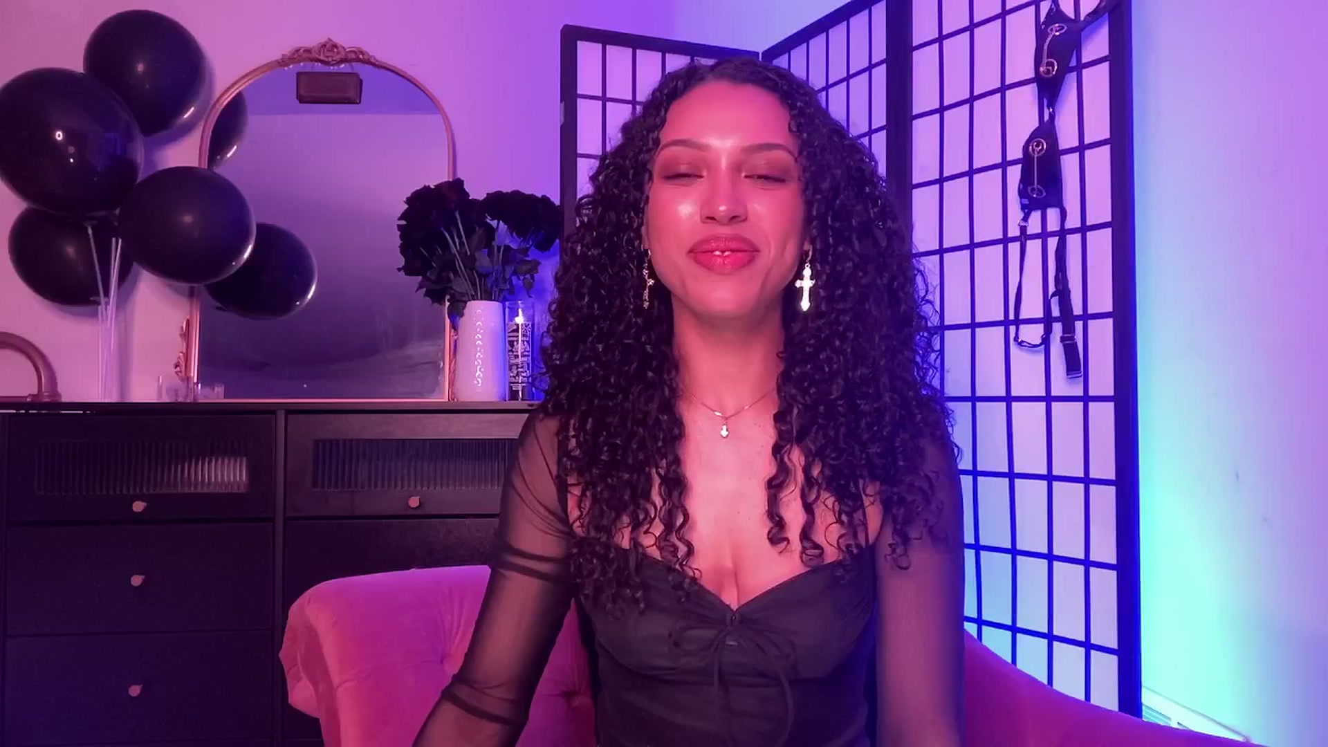 Gallery image thumbnail from Mystywaterz's myfreecams stream on, 03/21/2026, 23:23 image 1 of 20