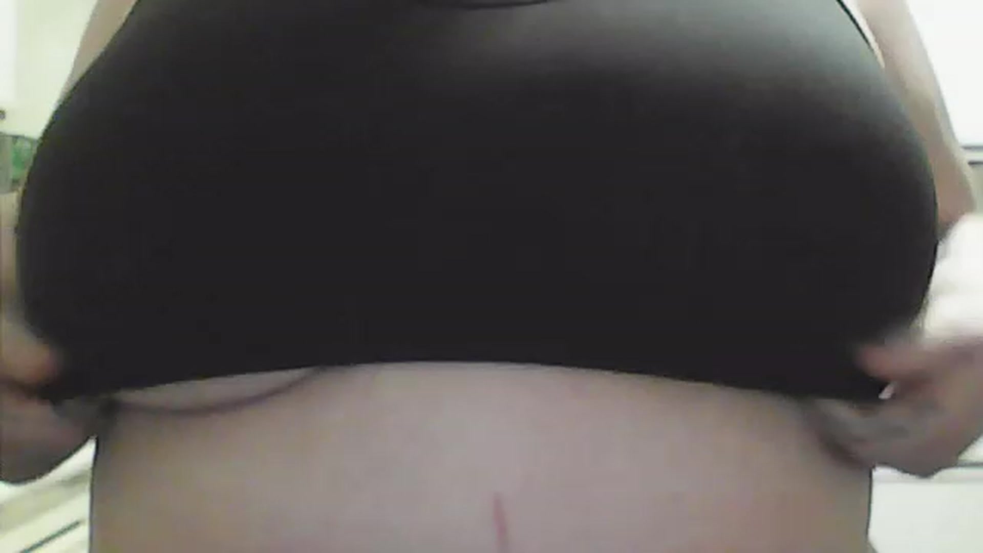 Gallery image thumbnail from MzDiddlezz's myfreecams stream on, 06/30/2023, 07:06 image 6 of 20