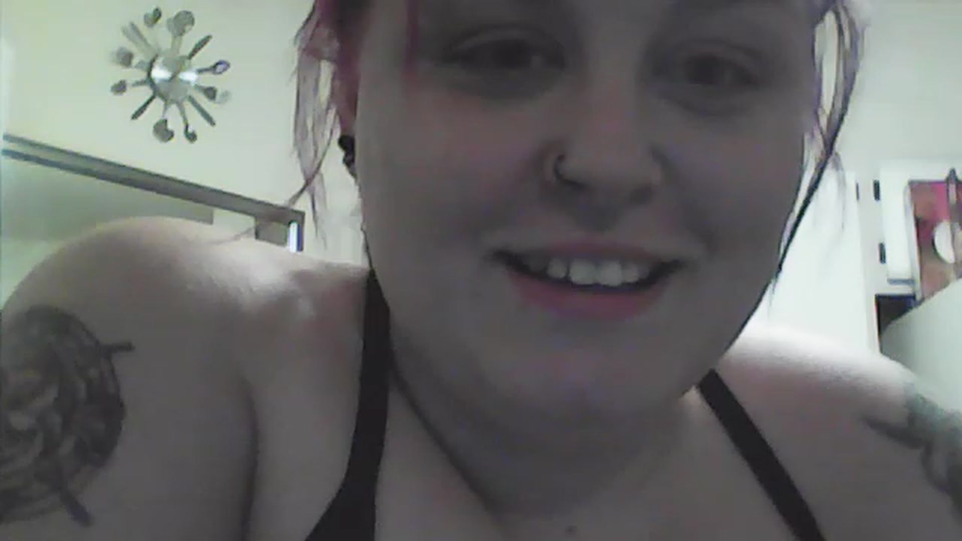 Gallery image thumbnail from MzDiddlezz's myfreecams stream on, 06/30/2023, 07:06 image 3 of 20