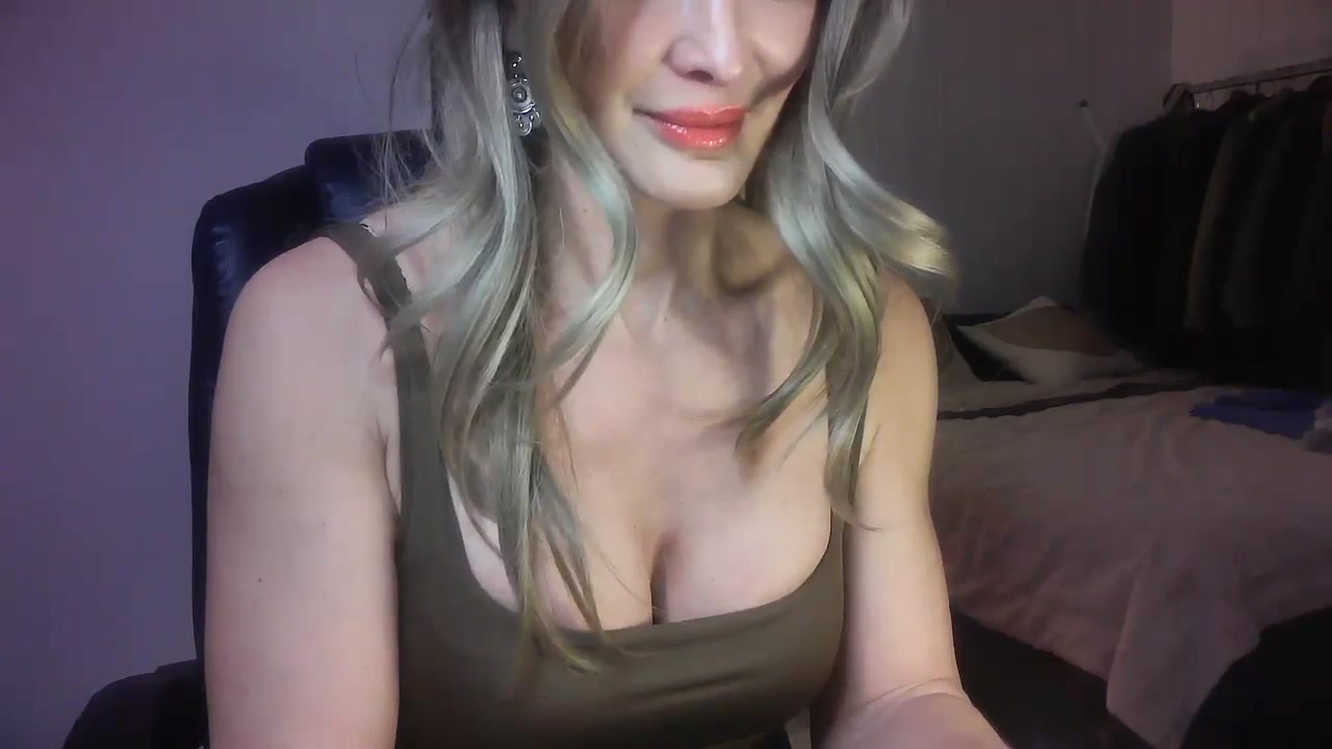 Gallery image thumbnail from Mzmary's myfreecams stream on, 02/10/2025, 02:45 image 18 of 20