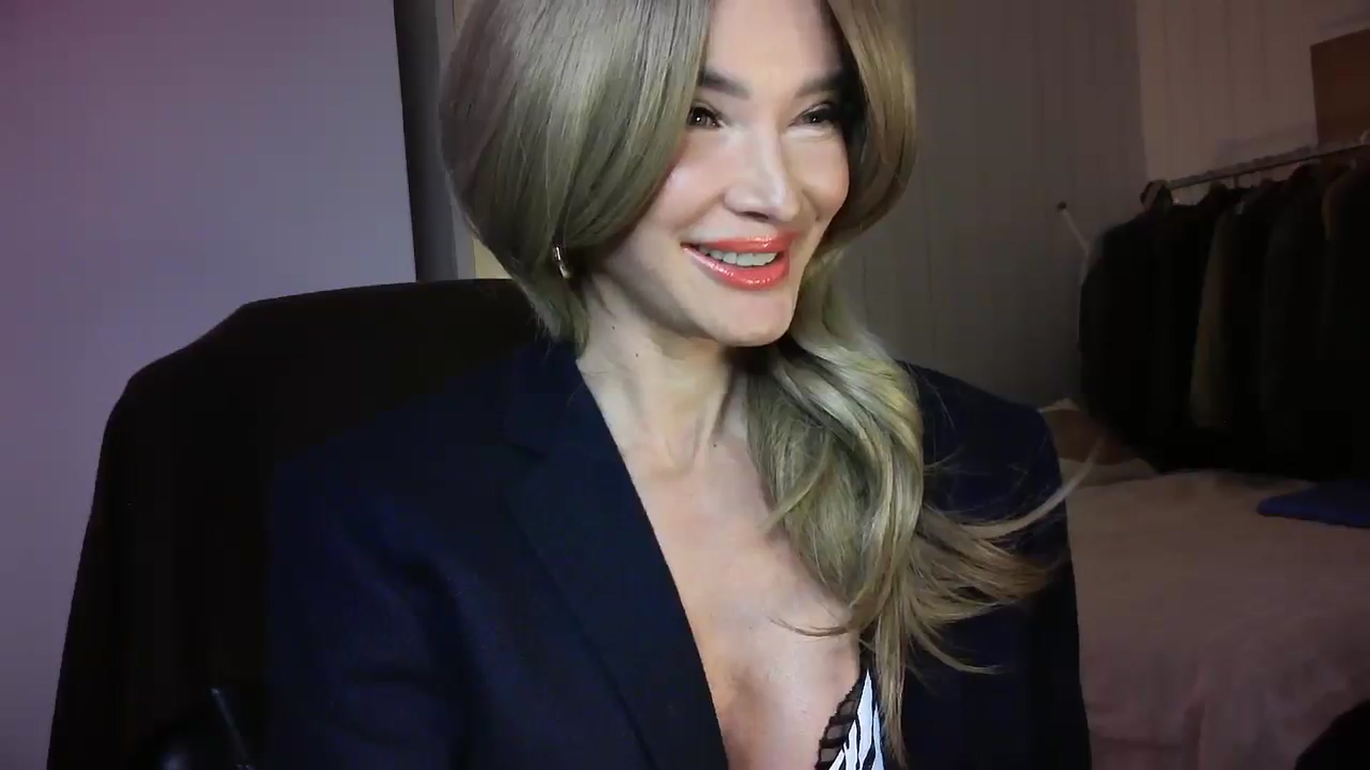 Gallery image thumbnail from Mzmary's myfreecams stream on, 02/10/2025, 22:08 image 10 of 20