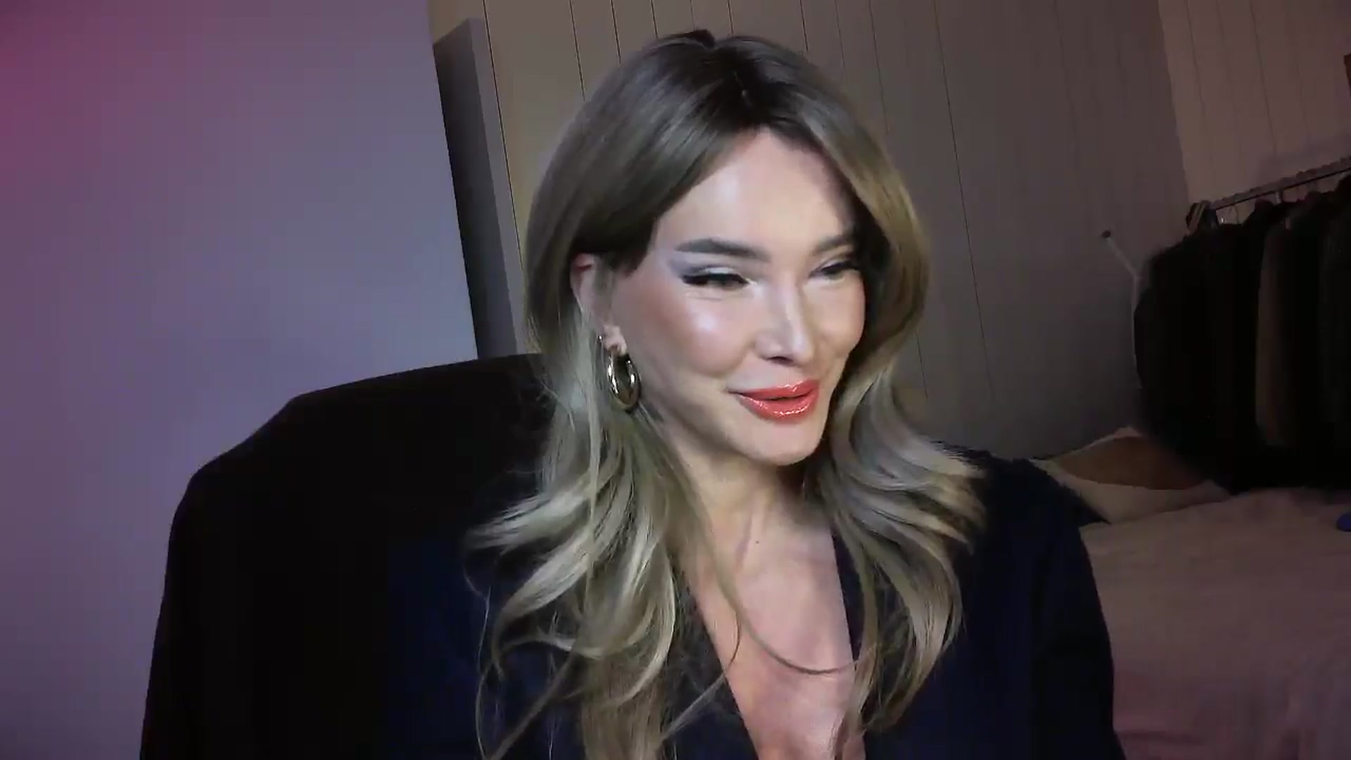 Gallery image thumbnail from Mzmary's myfreecams stream on, 02/10/2025, 22:08 image 7 of 20