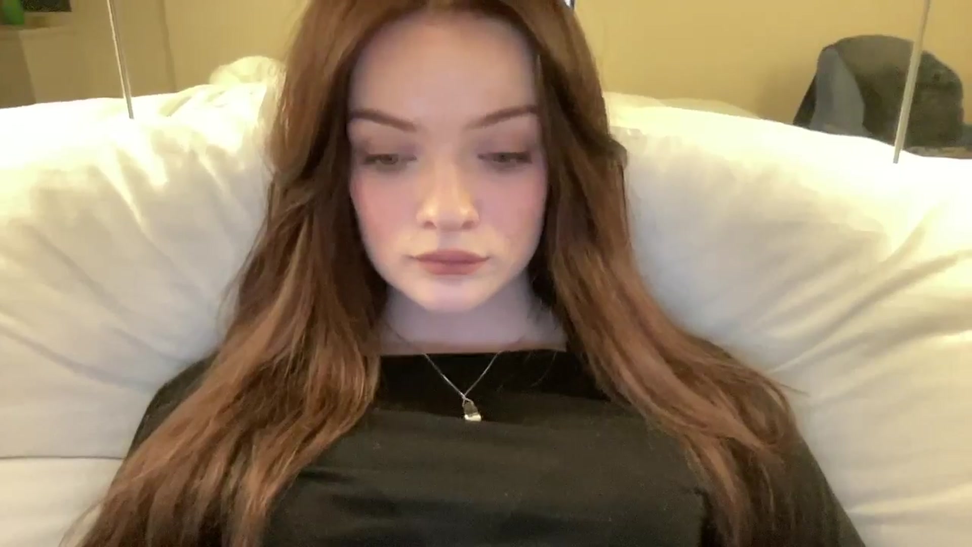 Gallery image thumbnail from N0More's myfreecams stream on, 11/17/2024, 21:47 image 8 of 20