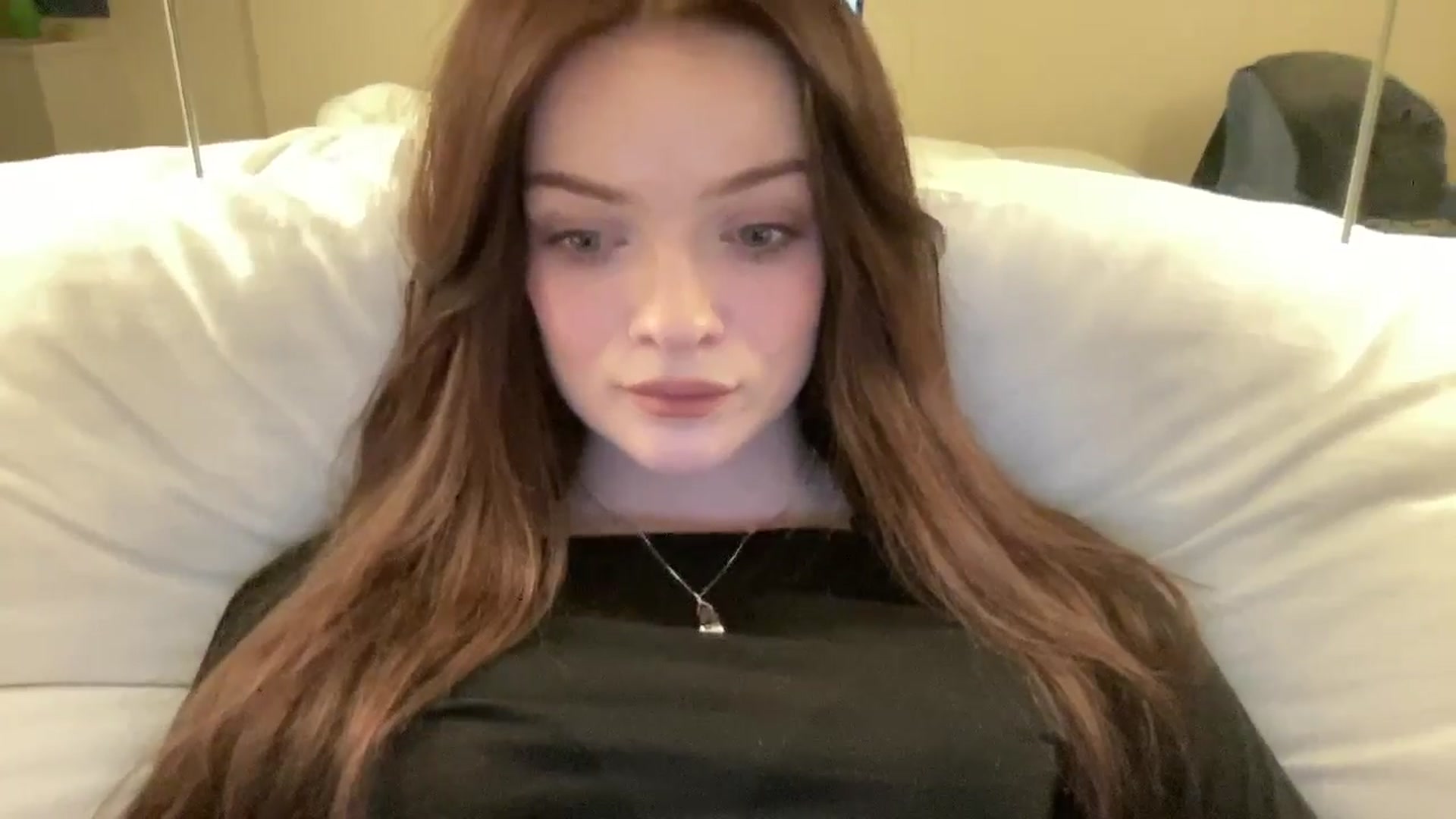 Gallery image thumbnail from N0More's myfreecams stream on, 11/17/2024, 21:47 image 9 of 20