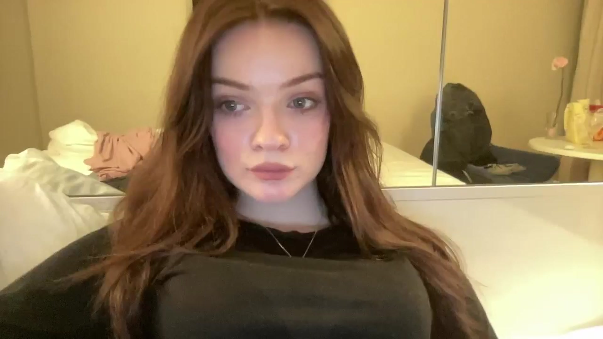 Gallery image thumbnail from N0More's myfreecams stream on, 11/17/2024, 23:29 image 9 of 20