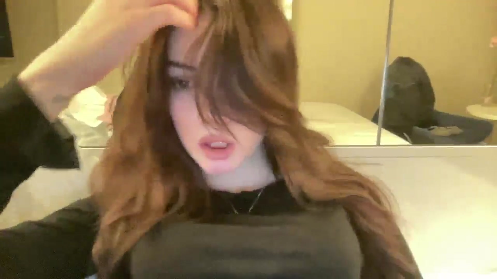Gallery image thumbnail from N0More's myfreecams stream on, 11/17/2024, 23:29 image 12 of 20
