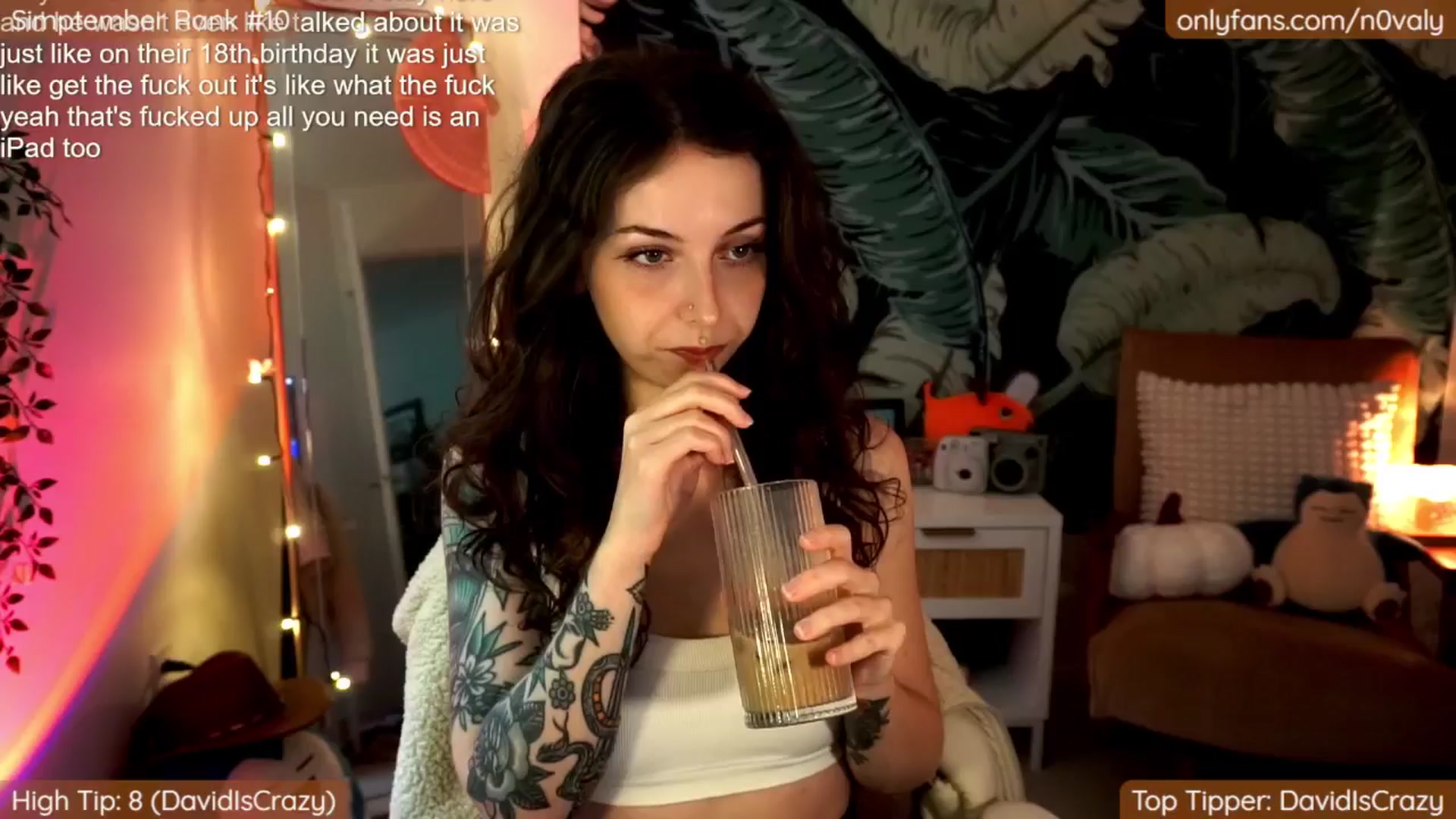 Gallery image thumbnail from N0valy's myfreecams stream on, 10/01/2024, 24:01 image 4 of 20