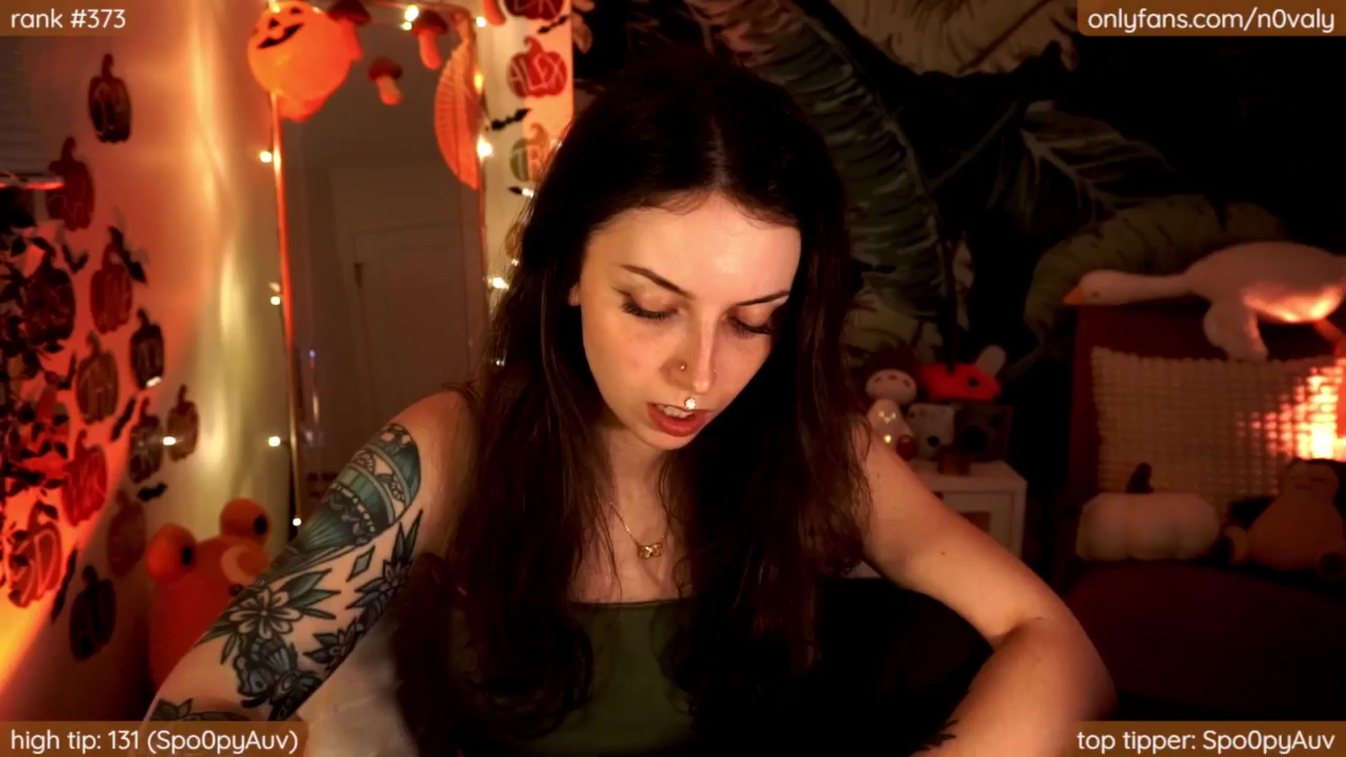 Gallery image thumbnail from N0valy's myfreecams stream on, 10/11/2024, 06:11 image 5 of 20