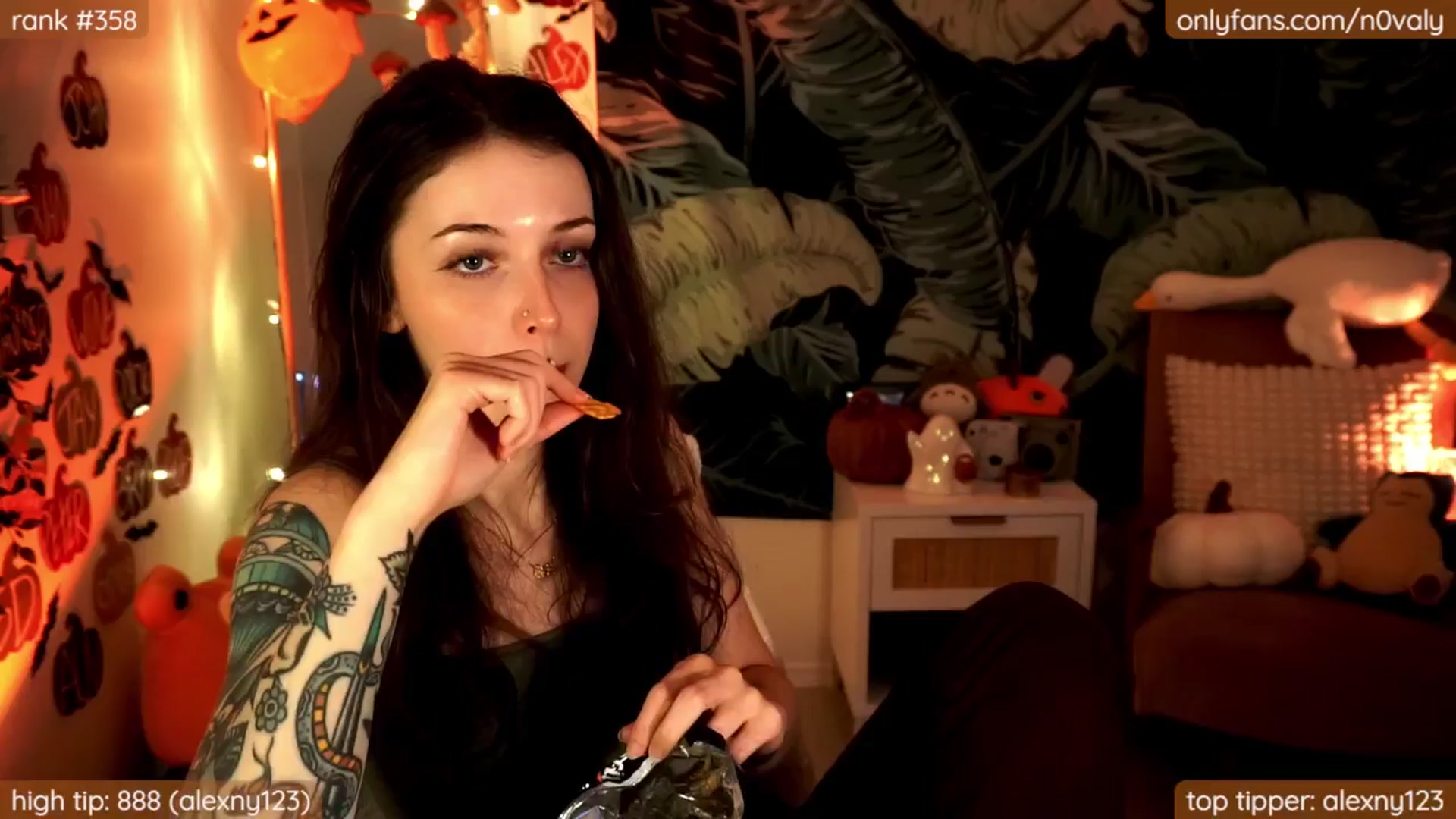 Gallery image thumbnail from N0valy's myfreecams stream on, 10/11/2024, 06:11 image 20 of 20