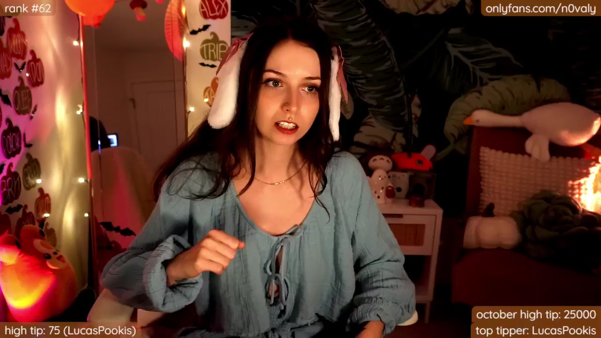 Gallery image thumbnail from N0valy's myfreecams stream on, 10/20/2024, 06:58 image 5 of 20