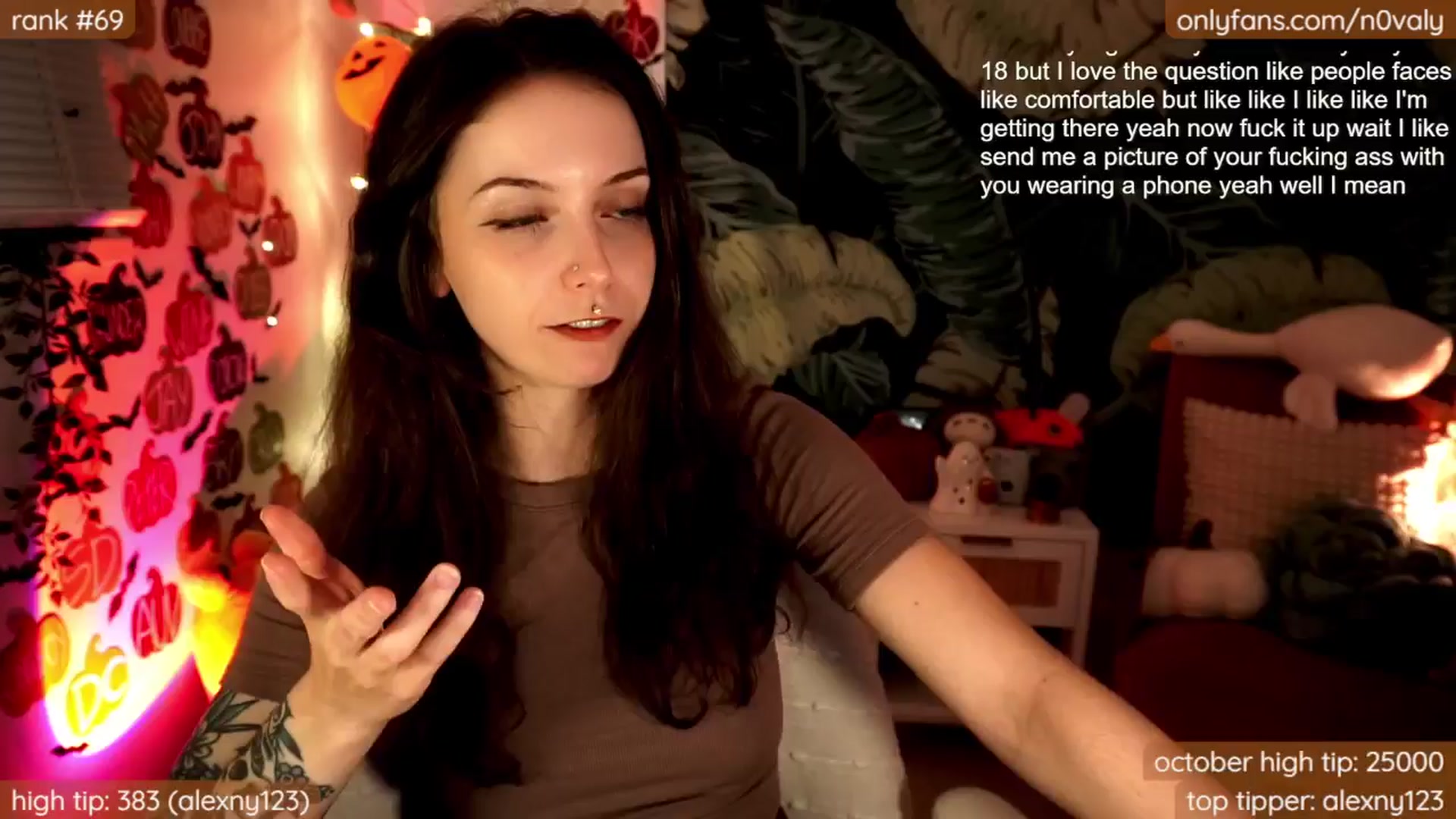Gallery image thumbnail from N0valy's myfreecams stream on, 10/22/2024, 07:45 image 5 of 20
