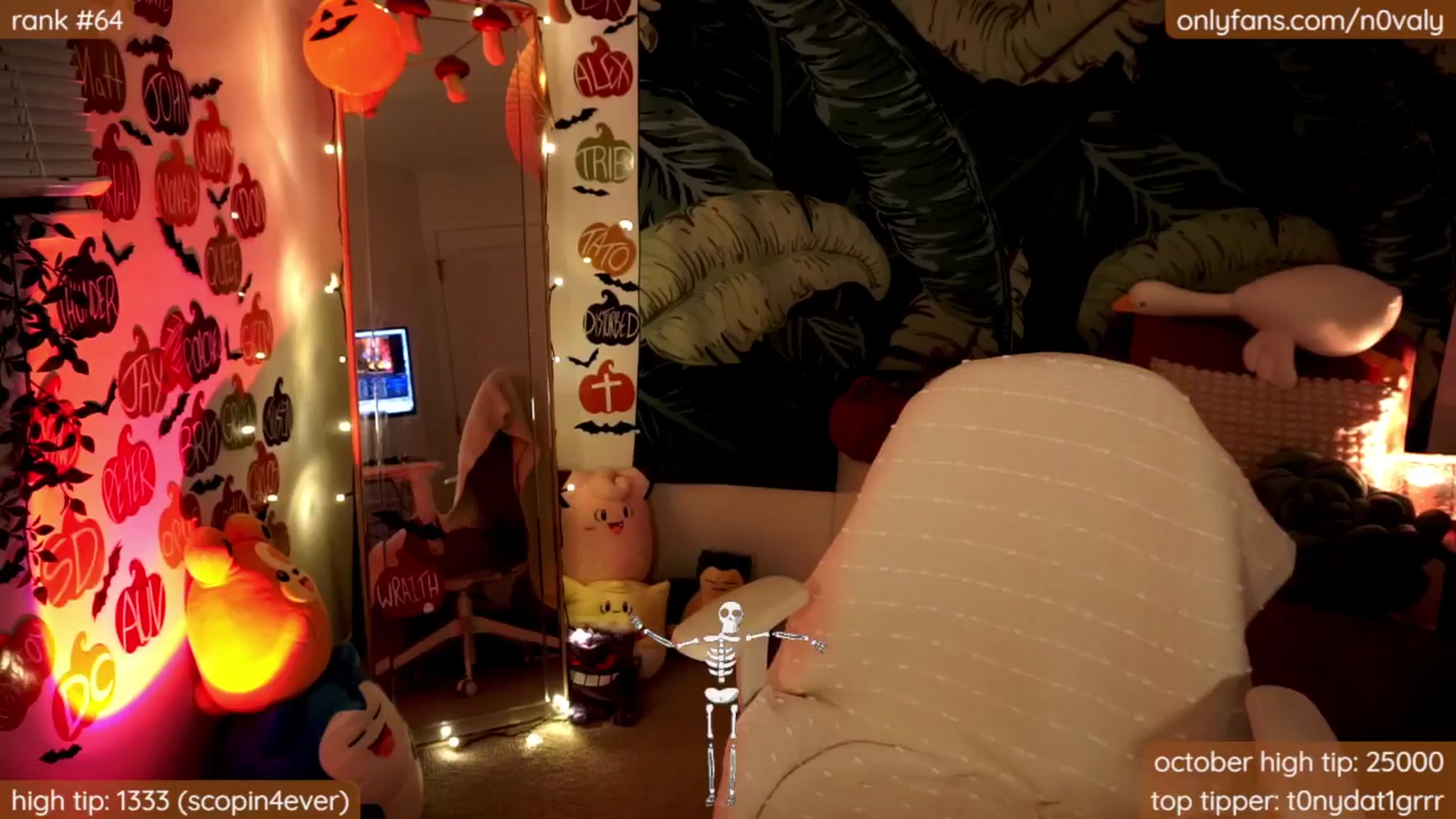Gallery image thumbnail from N0valy's myfreecams stream on, 10/25/2024, 09:02 image 12 of 20