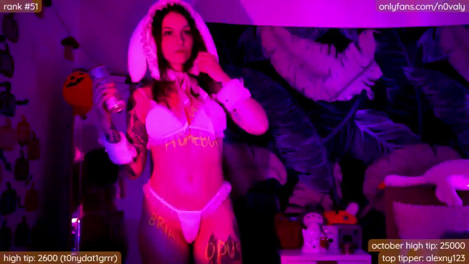 Gallery image thumbnail from N0valy's myfreecams stream on, 10/27/2024, 09:50 image 9 of 20