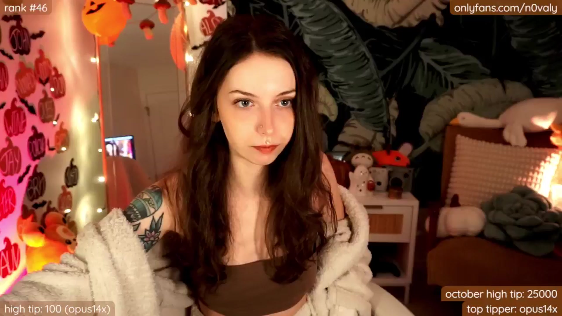 Gallery image thumbnail from N0valy's myfreecams stream on, 10/28/2024, 07:44 image 5 of 20