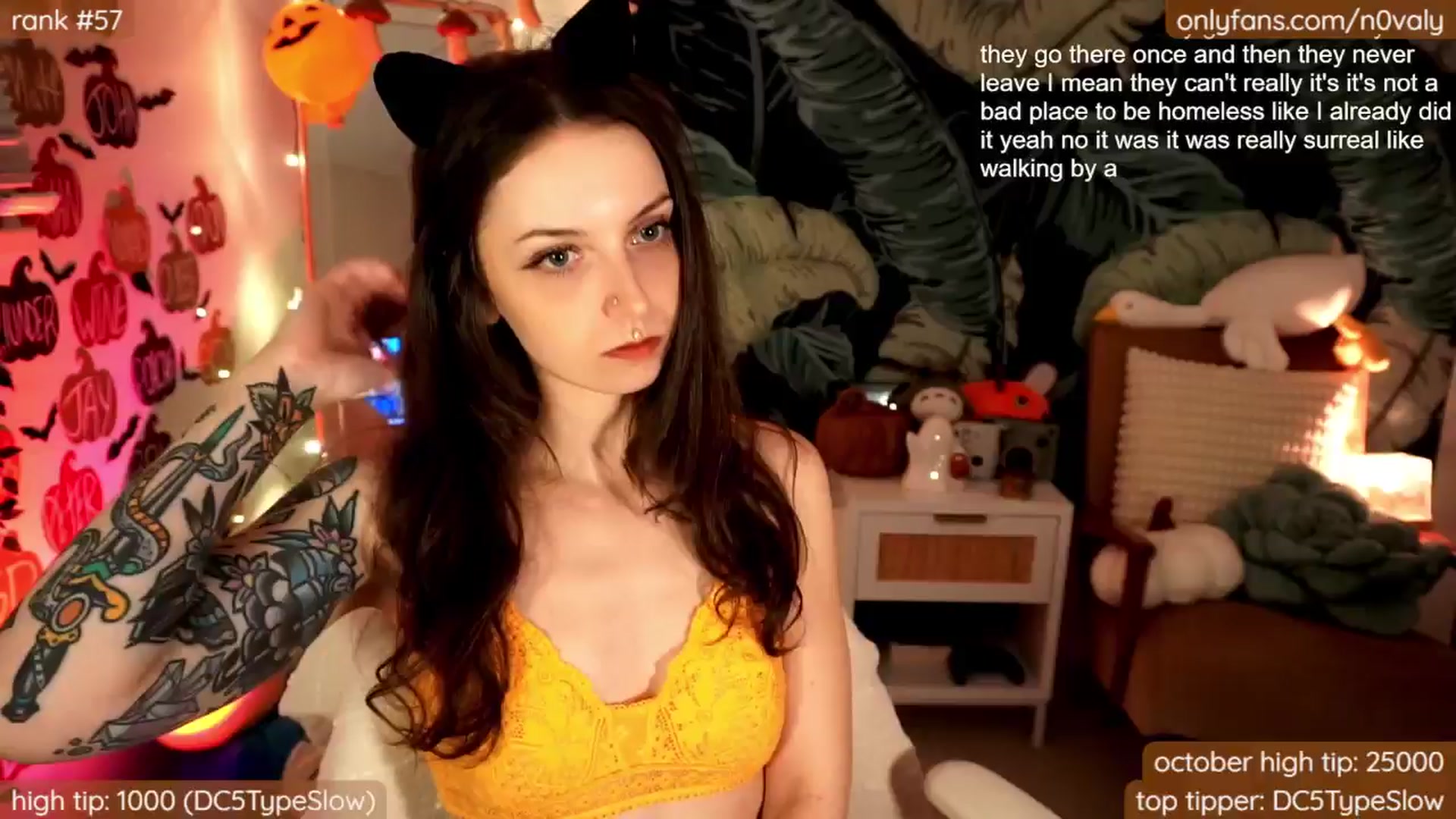Gallery image thumbnail from N0valy's myfreecams stream on, 10/31/2024, 07:36 image 8 of 20