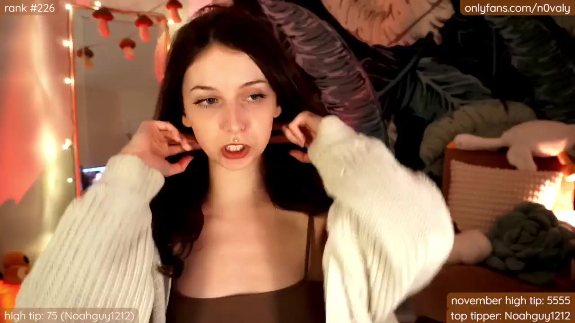 Gallery image thumbnail from N0valy's myfreecams stream on, 11/03/2024, 07:50 image 2 of 20