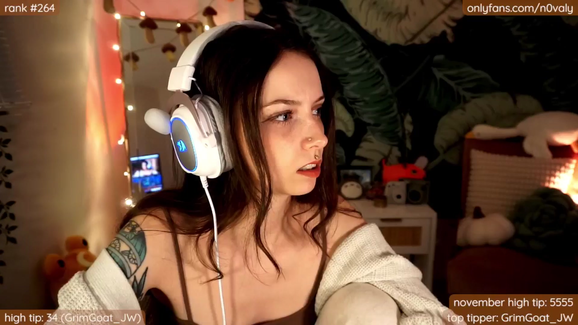 Gallery image thumbnail from N0valy's myfreecams stream on, 11/04/2024, 09:00 image 3 of 20