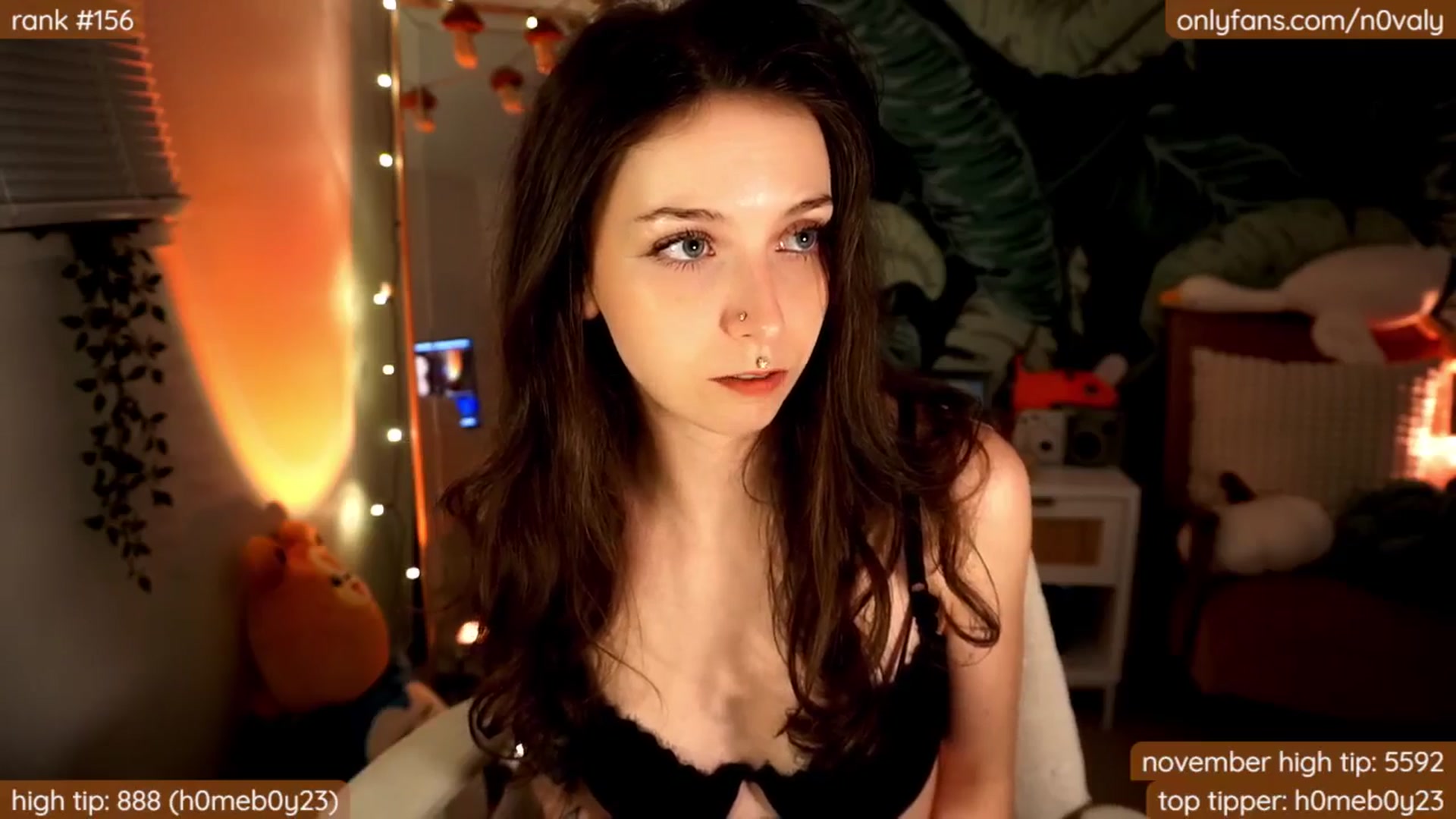 Gallery image thumbnail from N0valy's myfreecams stream on, 11/22/2024, 08:32 image 10 of 20