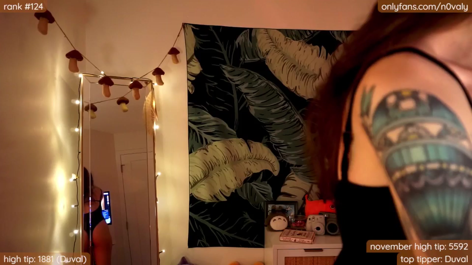 Gallery image thumbnail from N0valy's myfreecams stream on, 11/24/2024, 08:28 image 14 of 20
