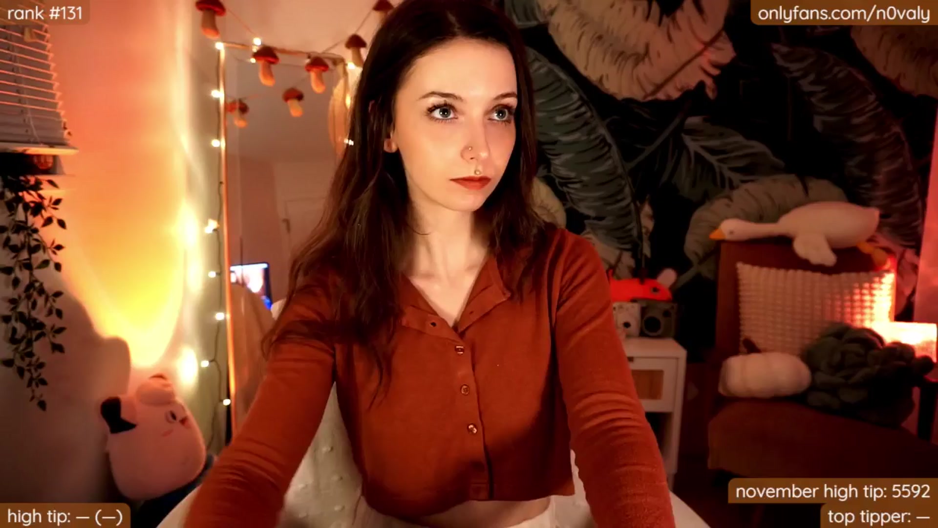 Gallery image thumbnail from N0valy's myfreecams stream on, 11/25/2024, 10:18 image 1 of 20