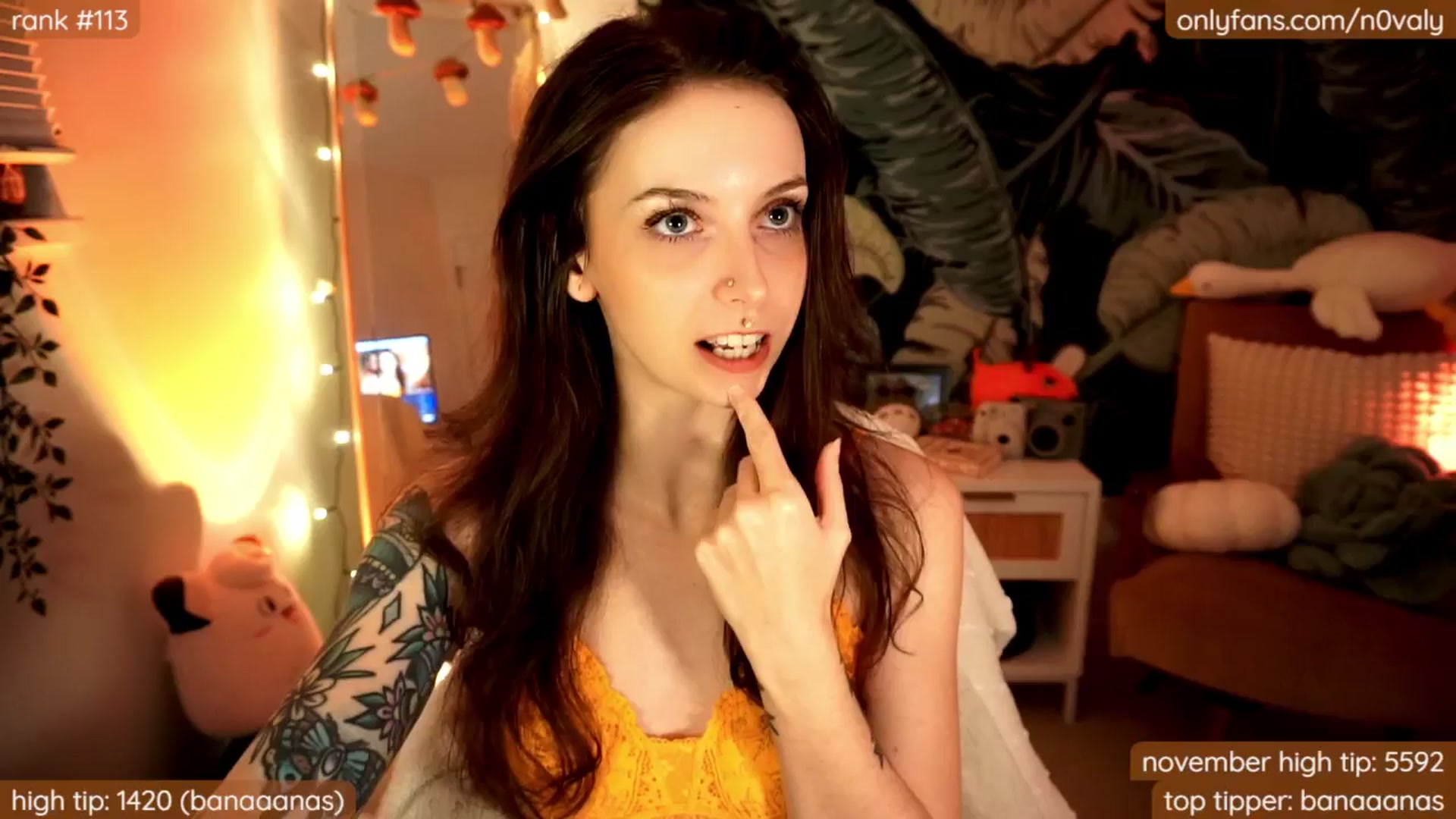 Gallery image thumbnail from N0valy's myfreecams stream on, 11/26/2024, 07:14 image 18 of 20