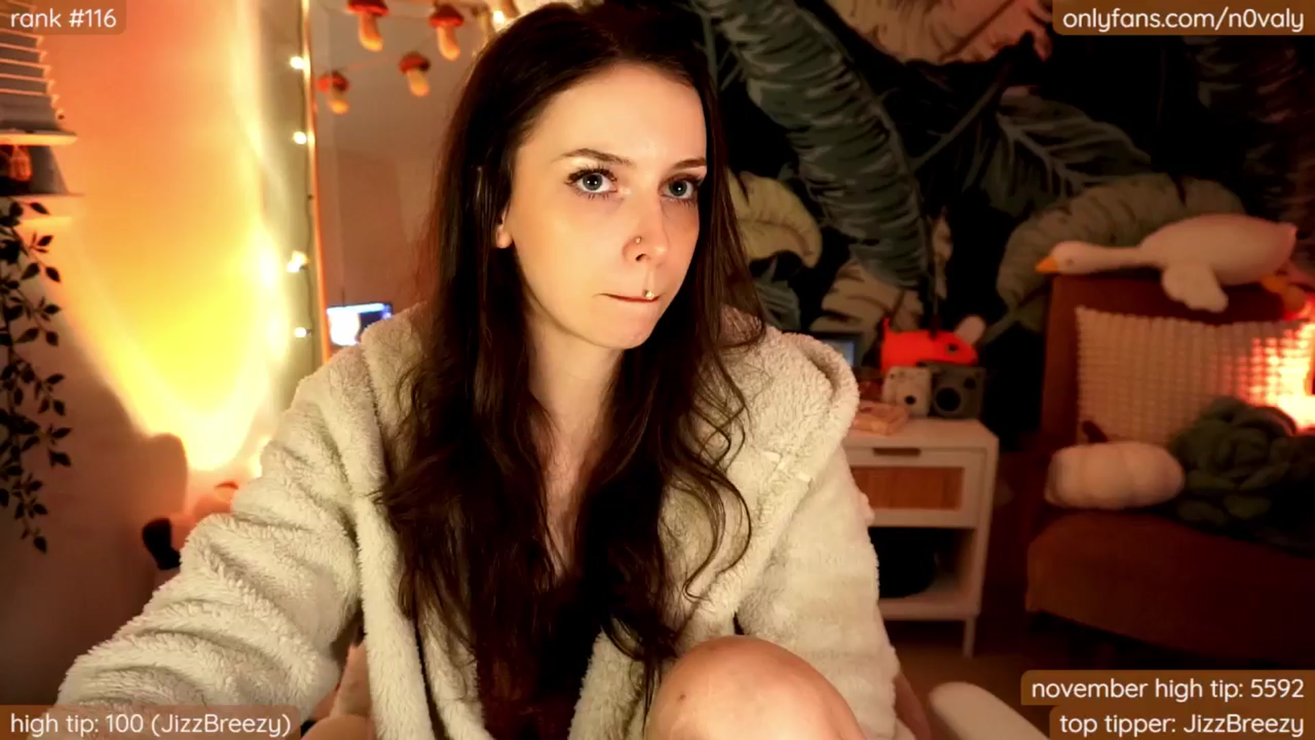 Gallery image thumbnail from N0valy's myfreecams stream on, 11/26/2024, 07:14 image 7 of 20