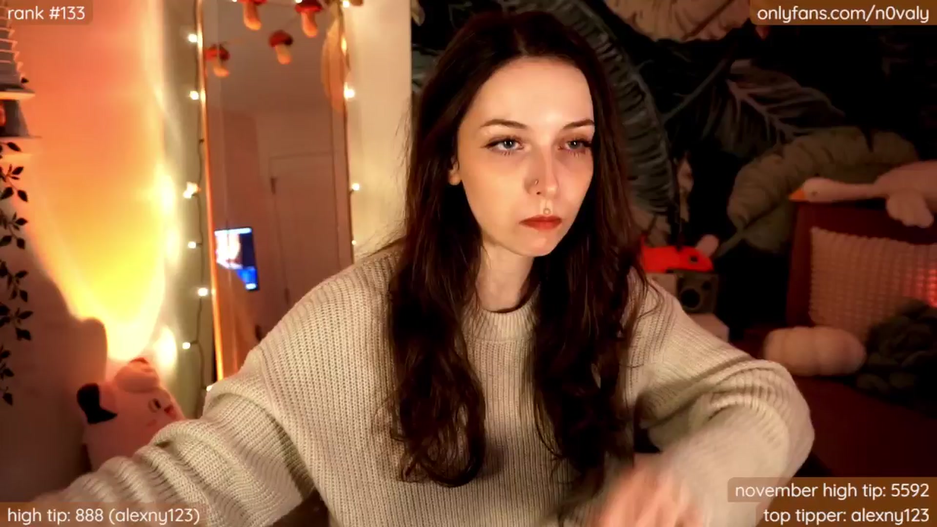 Gallery image thumbnail from N0valy's myfreecams stream on, 11/29/2024, 05:17 image 12 of 20