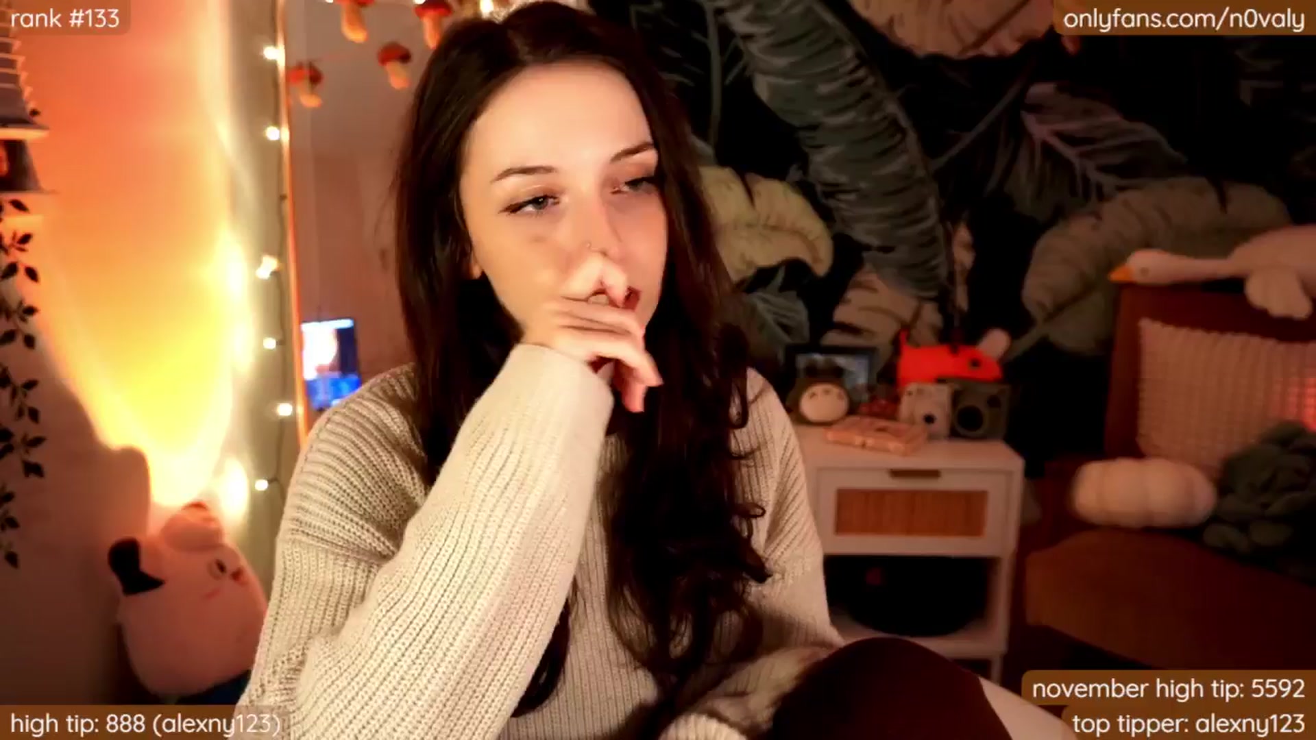 Gallery image thumbnail from N0valy's myfreecams stream on, 11/29/2024, 05:17 image 9 of 20