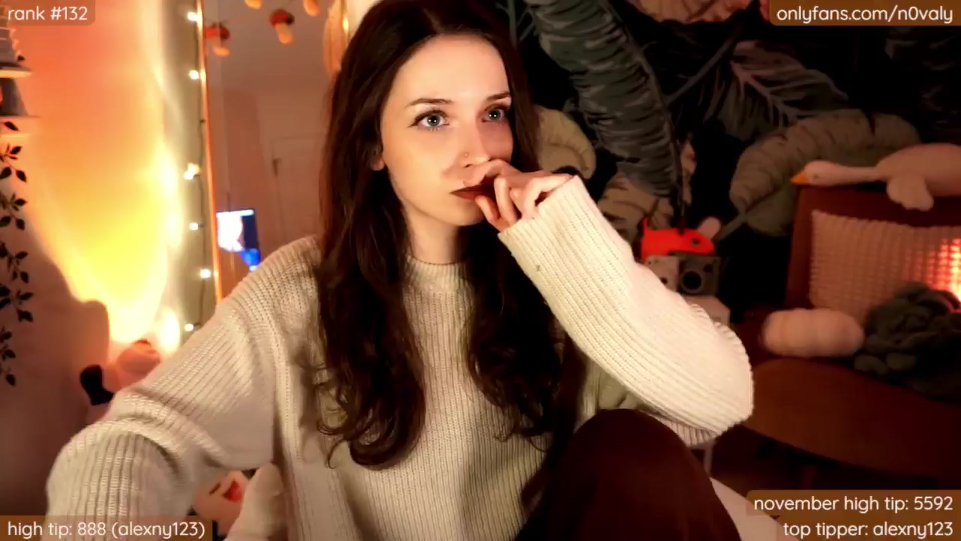 Gallery image thumbnail from N0valy's myfreecams stream on, 11/29/2024, 11:00 image 1 of 20