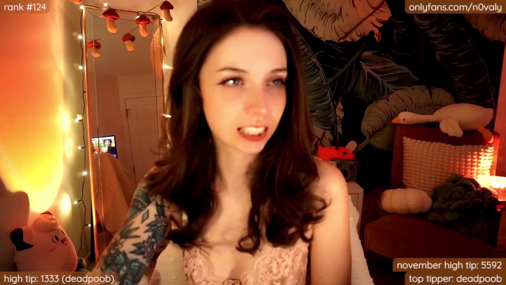 Gallery image thumbnail from N0valy's myfreecams stream on, 11/30/2024, 11:23 image 13 of 20