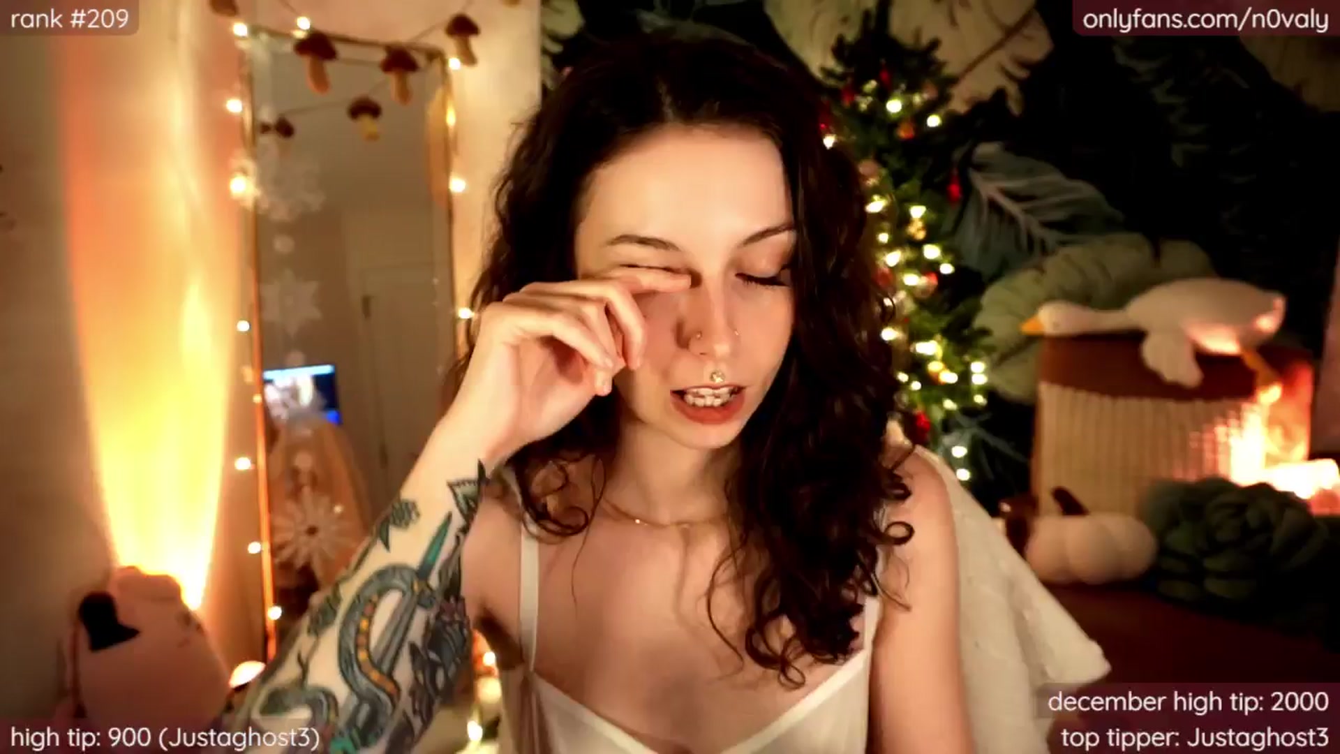 Gallery image thumbnail from N0valy's myfreecams stream on, 12/10/2024, 07:49 image 16 of 20