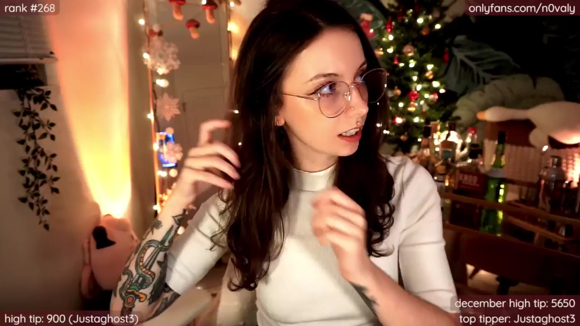 Gallery image thumbnail from N0valy's myfreecams stream on, 12/21/2024, 07:03 image 3 of 20