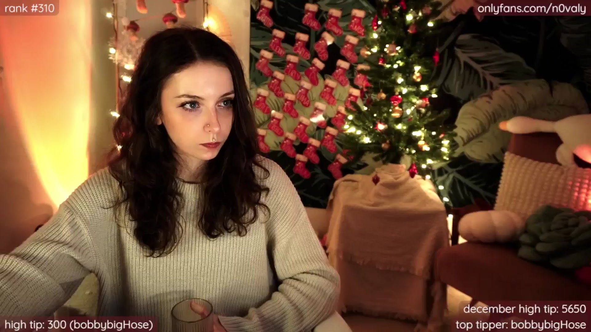 Gallery image thumbnail from N0valy's myfreecams stream on, 12/23/2024, 08:39 image 10 of 20