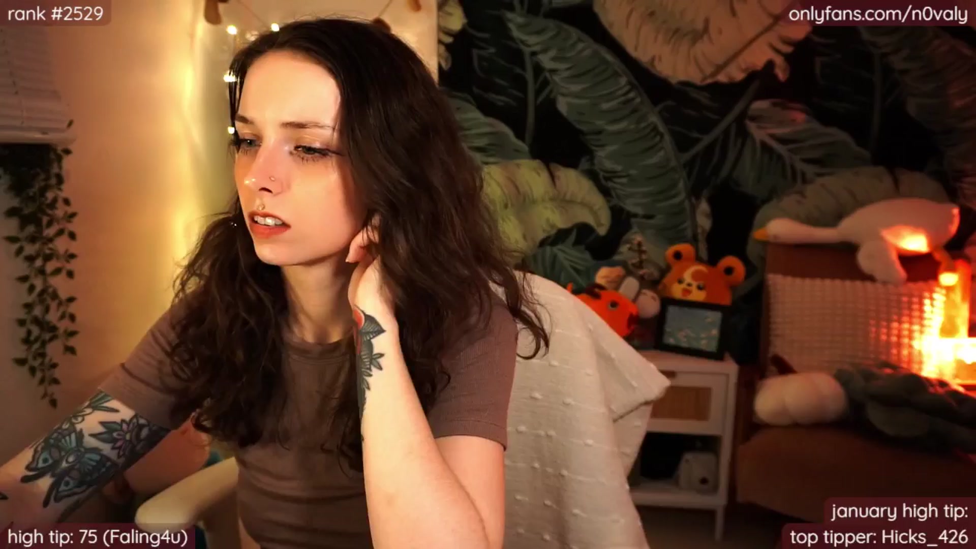 Gallery image thumbnail from N0valy's myfreecams stream on, 01/03/2025, 06:06 image 16 of 20