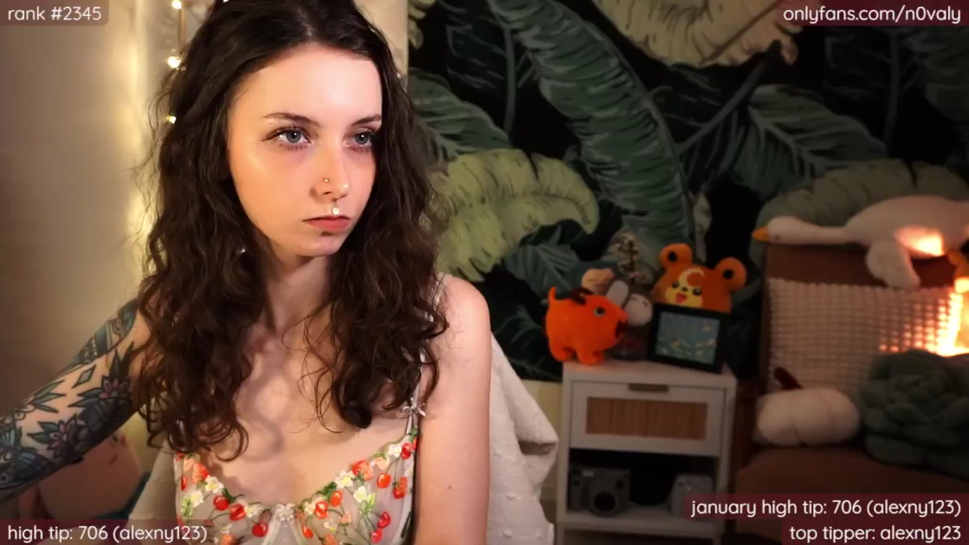 Gallery image thumbnail from N0valy's myfreecams stream on, 01/08/2025, 08:56 image 13 of 20