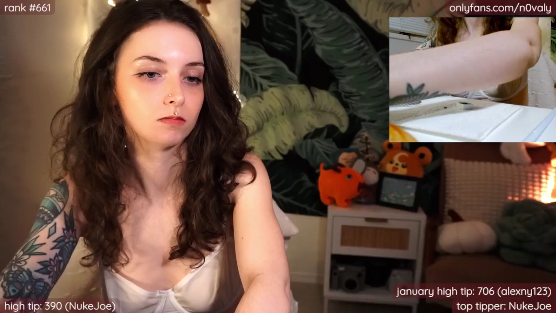 Gallery image thumbnail from N0valy's myfreecams stream on, 01/09/2025, 08:03 image 17 of 20
