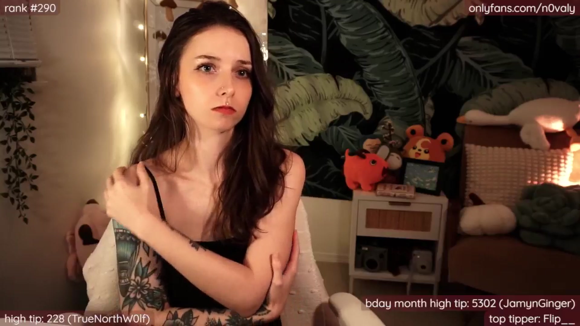Gallery image thumbnail from N0valy's myfreecams stream on, 01/13/2025, 07:57 image 20 of 20