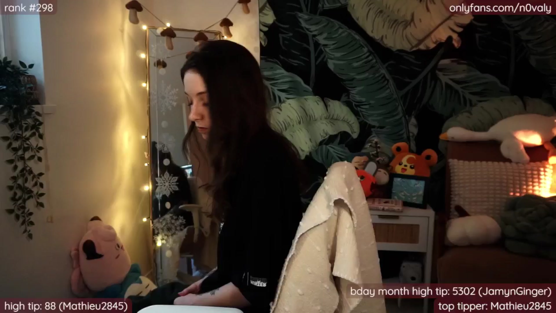 Gallery image thumbnail from N0valy's myfreecams stream on, 01/14/2025, 01:01 image 5 of 20