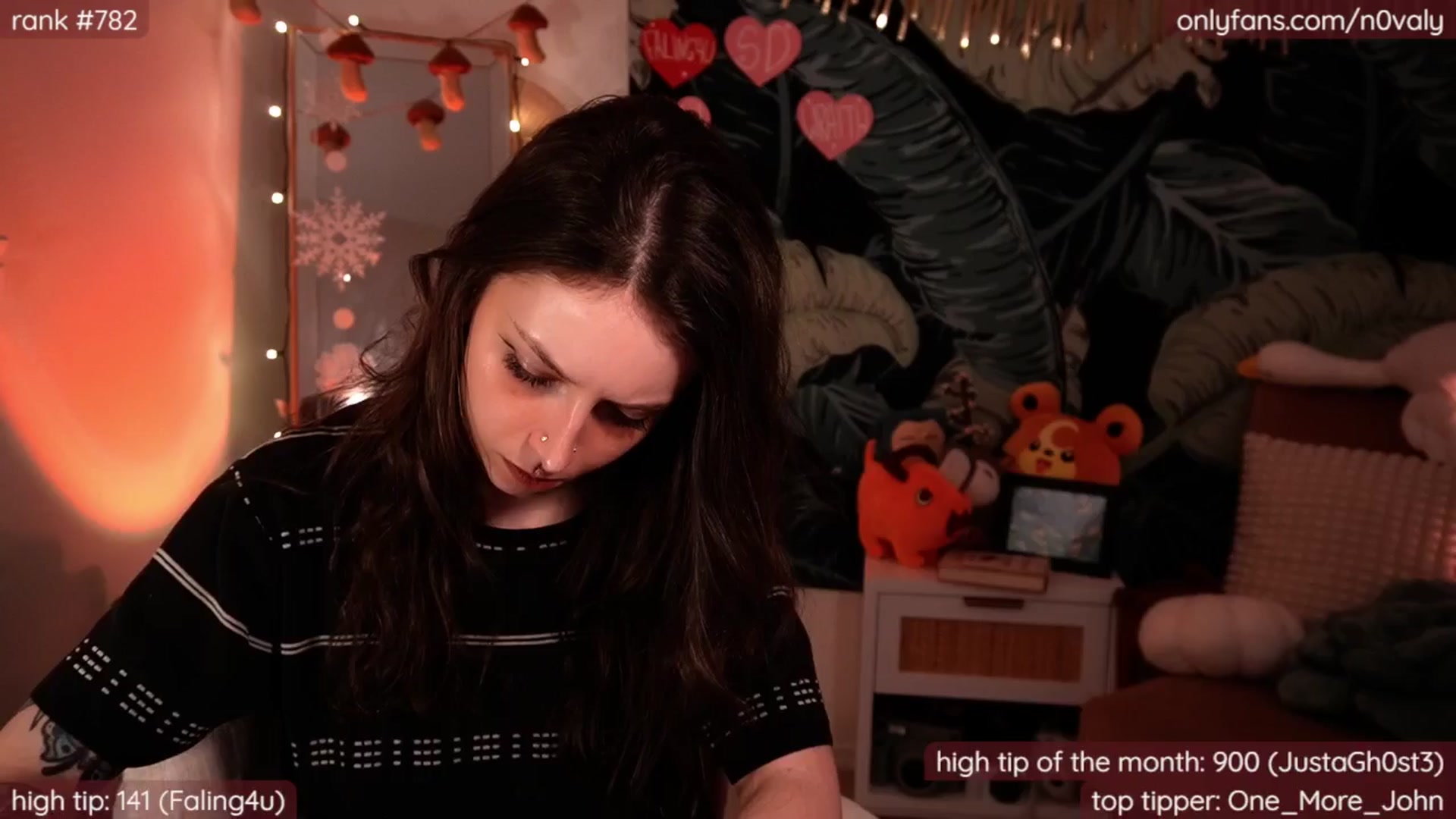 Gallery image thumbnail from N0valy's myfreecams stream on, 02/05/2025, 07:10 image 14 of 20