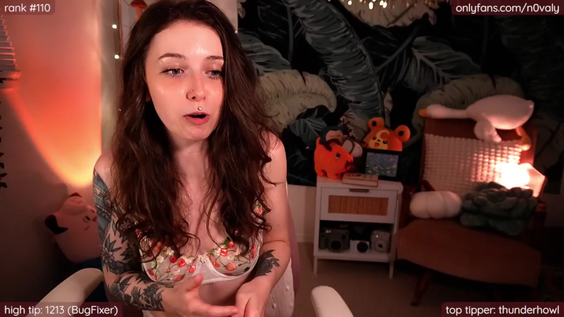 Gallery image thumbnail from N0valy's myfreecams stream on, 03/02/2025, 11:16 image 2 of 20