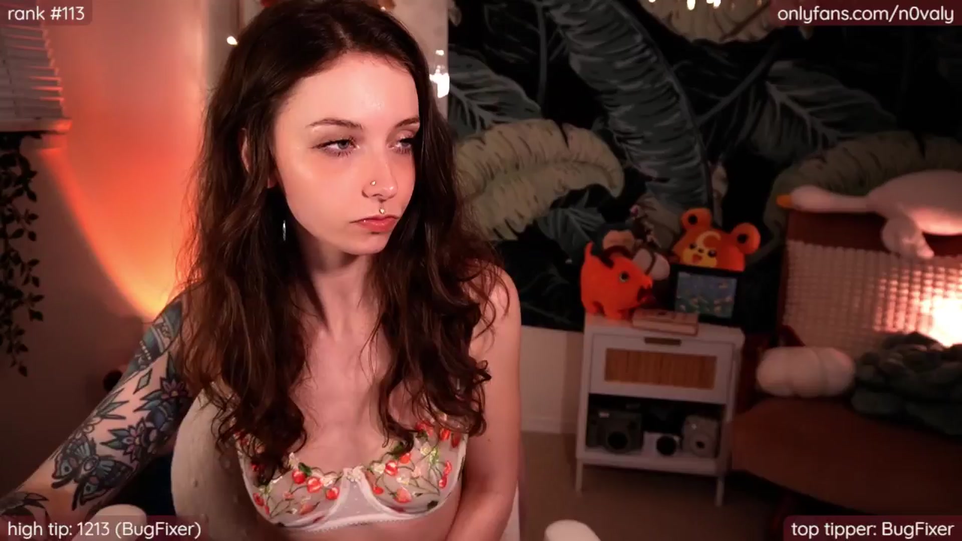 Gallery image thumbnail from N0valy's myfreecams stream on, 03/02/2025, 11:16 image 9 of 20