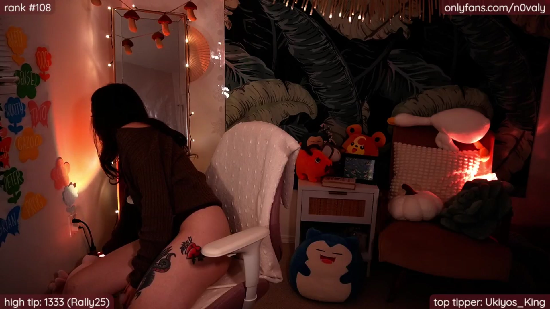 Gallery image thumbnail from N0valy's myfreecams stream on, 03/10/2025, 09:17 image 13 of 20