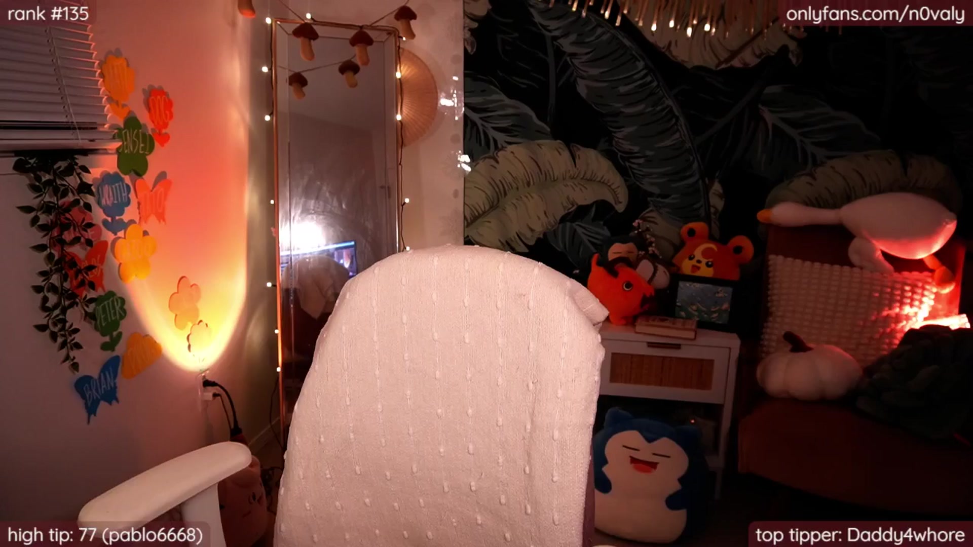 Gallery image thumbnail from N0valy's myfreecams stream on, 03/10/2025, 09:17 image 6 of 20