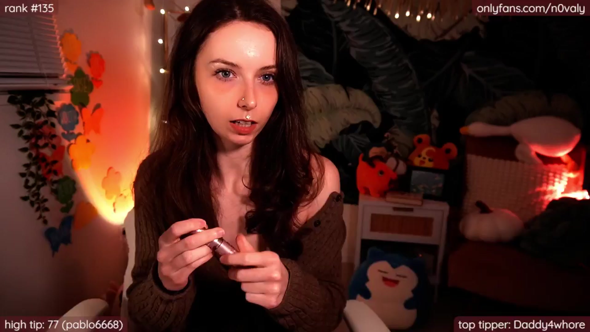 Gallery image thumbnail from N0valy's myfreecams stream on, 03/10/2025, 09:17 image 7 of 20