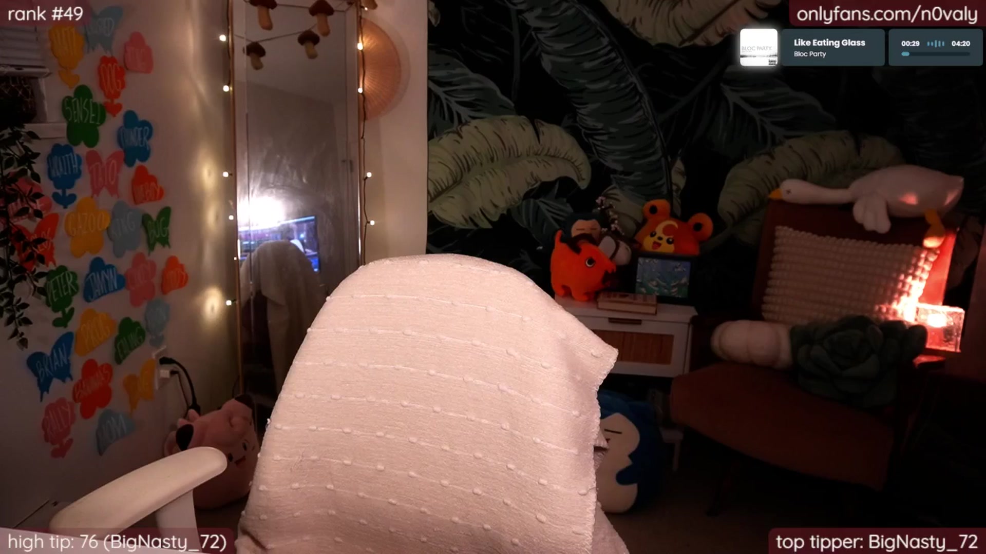 Gallery image thumbnail from N0valy's myfreecams stream on, 03/22/2025, 07:45 image 7 of 20