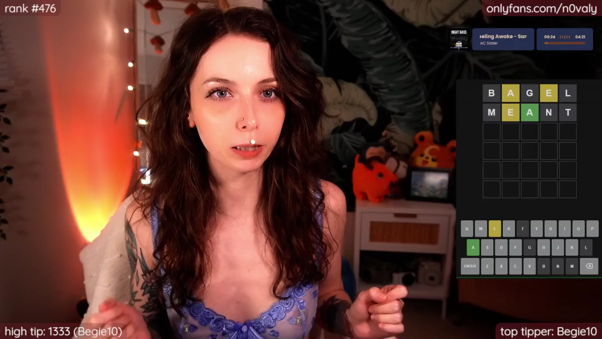 Gallery image thumbnail from N0valy's myfreecams stream on, 04/12/2025, 09:38 image 15 of 20