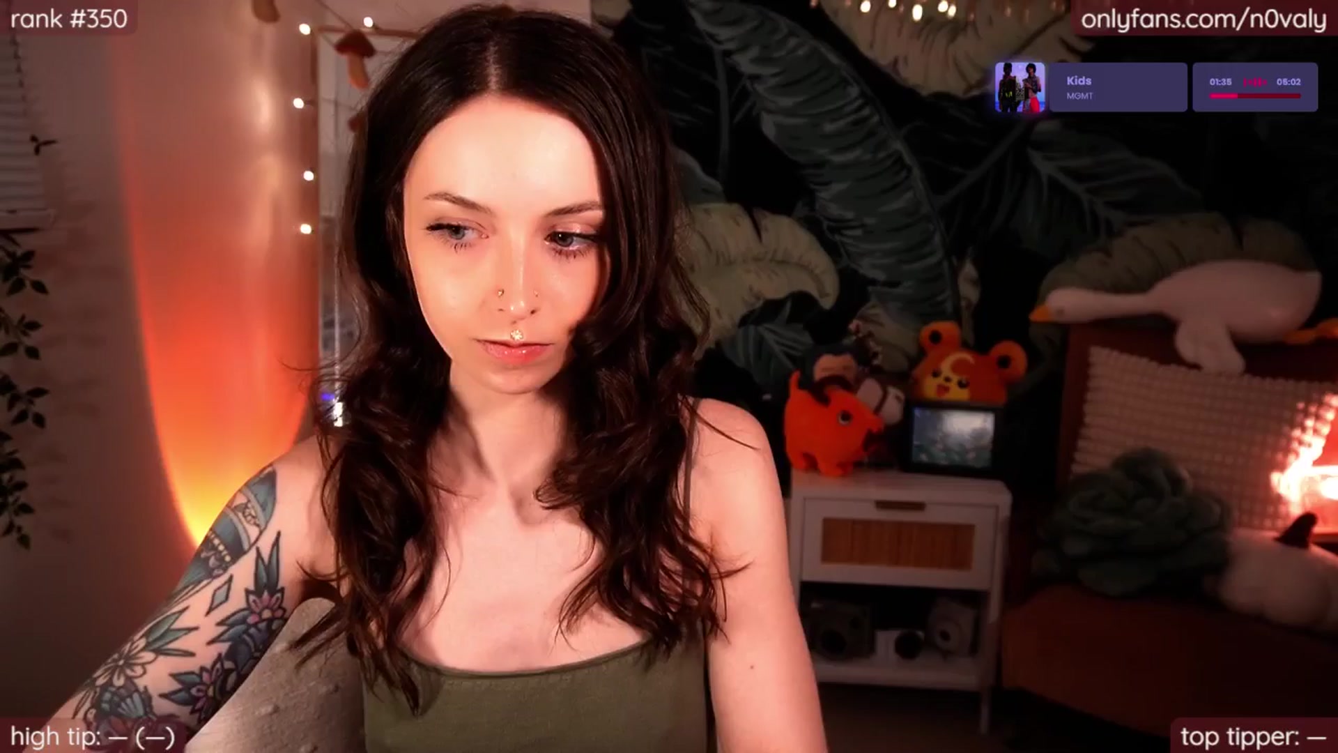 Gallery image thumbnail from N0valy's myfreecams stream on, 04/14/2025, 09:27 image 1 of 20